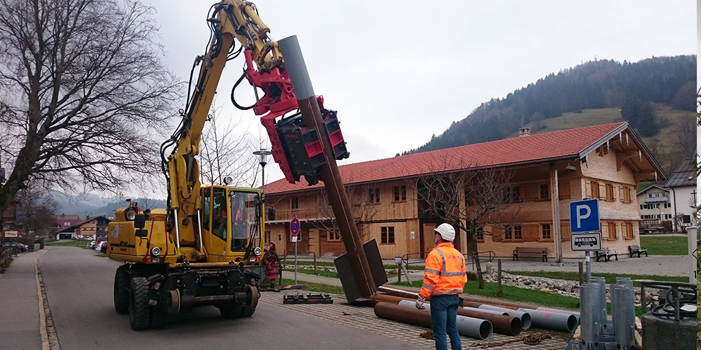 Vibrationsrammen MOVAX SG45, HVR 45, BahnMastgründung im